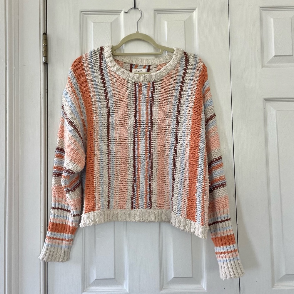 BILLABONG multi-colored sweater -perfect to wear on cooler summer nights